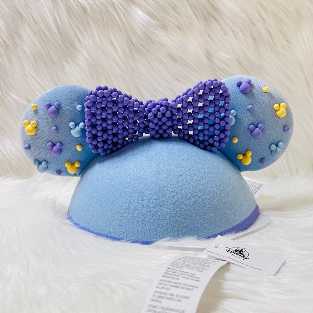 Disney Minnie Mouse Beaded Ear Hat - Picture 1 of 4